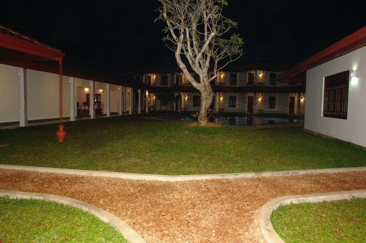 Hasara Resort Dharga Town Екстер'єр фото